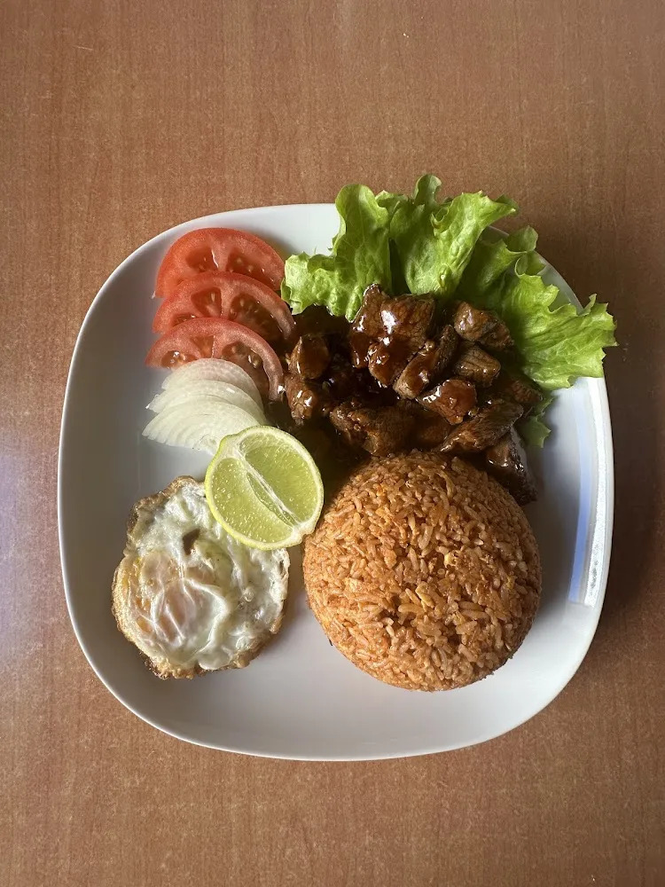 Riz Et Boeuf Loc Lac